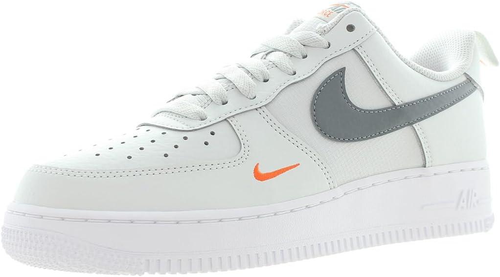 Gemeinsam entdecken wir den Nike Air Force 1 ’07 Sneaker!