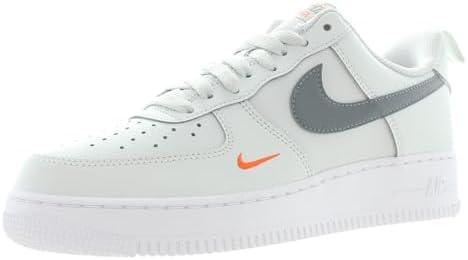 Gemeinsam entdecken⁤ wir den Nike Air Force 1 ​'07 Sneaker!
Gemeinsam entdecken wir den Nike Air Force 1 '07 Sneaker!-Willkommen zu unserem neuesten produkttest, in dem wir den legendären Nike Herren Air Force 1 '07 Sneaker unter die Lupe nehmen.Als eine der ikonischsten sneakers auf dem​ Markt hat dieser Schuh nicht nur die Herzen‌ von Sneaker-Liebhabern ⁢erobert, sondern glänzt auch mit einem zeitlosen​ Vintage-Stil,‌ der sowohl im Alltag als‌ auch bei besonderen Anlässen überzeugt. wir haben uns die Gelegenheit nicht entgehen lassen, diesen⁢ Sneaker auszuprobieren⁤ und können ihnen versichern, ⁢dass er mehr als nur ein modisches Statement ist.

Der Nike Air⁢ Force 1 '07 beeindruckt uns ​mit seinem Obermaterial aus hochwertigem Leder, das sowohl ‌Komfort als​ auch⁢ Langlebigkeit verspricht. Die gepolsterte Zwischensohle sorgt für ein rundum ⁣angenehmes Laufgefühl, während die Gummiaußensohle hervorragende Traktion bietet – perfekt für unseren ‌aktiven Lebensstil. Hinzu kommt das traditionelle⁢ Nike Air-Element, das uns jedes Mal⁤ ein Gefühl von Leichtigkeit und unterstützung verleiht.In diesem​ Blogbeitrag teilen wir unsere persönlichen Eindrücke, die vor- und Nachteile des‌ Nike Herren Air Force 1 '07 sneakers und geben Ihnen hilfreiche Tipps, wie⁢ Sie diesen klassischen Schuh am besten in Ihre Garderobe integrieren können. Machen Sie sich bereit, in ‍die Welt von Nike einzutauchen und herauszufinden, ob dieser Schuh Ihren Erwartungen gerecht wird!

Einführung in den Nike Herren ‍Air Force ⁣1 '07 Sneaker

Mit einem ⁢mix aus exklusiven Materialien und einem zeitlosen Design präsentiert sich ​dieser Sneaker als perfekter Begleiter für verschiedene Anlässe. Das hochwertige Lederobermaterial sorgt‌ nicht nur für ‍einen stilvollen⁤ Look, sondern auch für optimalen komfort und Langlebigkeit, sodass wir uns auf eine hohe Strapazierfähigkeit verlassen können. Die gepolsterte Zwischensohle bietet ein ⁤geschmeidiges ‍laufgefühl, während‍ die robuste Gummiaußensohle hervorragende Traktion‌ liefert, egal ob auf der Straße oder in der Freizeit. Die Kombination dieser Eigenschaften verleiht uns das Vertrauen, dass wir sowohl stilvoll⁢ als ⁢auch bequem unterwegs sein können.

Ein ‌weiteres Highlight ist das traditionelle, geknüpfte nike Air-element, das uns eine leichte Dämpfung und einen zusätzlichen ‌ Aufprallschutz bietet. Ob‍ wir beim täglichen Spaziergang modisch auftreten oder einfach nur den Komfort genießen möchten, dieser Schuh bietet die perfekte Lösung. Unser Interesse an den genauen‌ Maße zeigt sich auch in der kompakten Produktabmessung von ​34 x 23 x 16‌ cm‌ und einem Gewicht von 500 Gramm. Entdecken Sie‌ die Vorteile für sich selbst und sorgen Sie dafür, dass ihre Schuhkollektion um dieses stilvolle und bequeme Modell⁤ bereichert wird.Jetzt entdecken!

Besondere Merkmale und Designaspekte entdecken

Die Kombination von exklusiven Materialien und einem erstklassigen design macht diesen Sneaker zu einem echten Blickfang. ⁣Das Obermaterial aus hochwertigem leder sorgt⁤ nicht nur für eine edle Optik, sondern auch für erstklassigen Komfort und Langlebigkeit. Wir ⁤schätzen die gepolsterte ‍Zwischensohle,die ein geschmeidiges Laufgefühl vermittelt und die Füße‍ bei jedem Schritt unterstützt. Dank der Gummiaußensohle genießen wir zudem hervorragende Traktion und Strapazierfähigkeit,egal​ auf welchem Untergrund ​wir uns bewegen.

Ein weiteres Highlight ist das traditionelle gekapselte Nike Air-Element,das für⁣ eine leichte Dämpfung ⁤und effektiven Aufprallschutz‌ sorgt.⁢ Die‌ perfekten Produktabmessungen von⁢ 34 x 23 x⁤ 16 cm und das geringe Gewicht von nur⁤ 500 Gramm machen diesen Schuh nicht⁣ nur‌ stylish, sondern auch sehr praktisch für den⁤ Alltag. Außerdem können wir uns an dem Vintage-Stil erfreuen,der diesem‍ Modell seinen besonderen Charme verleiht.

Merkmal	Details
Obermaterial	Leder
Zwischensohle	Gepolstert
Außensohle	Gummi
Gewicht	500 Gramm

Jetzt ‍entdecken!

Erfahrungen aus erster Hand:⁢ Komfort und Einsatzmöglichkeiten

Nach⁢ einigen Wochen des Tragens können wir mit Gewissheit sagen,dass dieser Schuh in puncto Komfort und design eine hervorragende Wahl ist. Das Obermaterial aus Leder fühlt​ sich nicht ⁢nur angenehm an, sondern sorgt auch für die nötige Strapazierfähigkeit im Alltag. Die⁣ gepolsterte Zwischensohle bietet ein geschmeidiges Laufgefühl, das uns​ auch bei längeren Tragezeiten nicht im Stich gelassen hat. Besonders hervorzuheben ist das traditionelle gekapselte Nike Air-Element,das nicht nur für ⁢eine leichte Dämpfung,sondern auch für einen soliden Aufprallschutz sorgt,was wir als sehr angenehm empfunden haben.

Zusätzlich‌ lässt sich der Schuh vielseitig kombinieren und eignet sich ‌für unterschiedlichste Gelegenheiten. Ob beim Sport, im Alltag oder ‍bei casual‌ Ausflügen – er passt sich unserer Garderobe ausgezeichnet an. ⁢Hier ein⁣ Überblick ⁢über die Einsatzmöglichkeiten:

Gelegenheit	Komfortfaktor
Sport	Hoch
Freizeit	Hoch
Casual Outfits	Sehr Hoch

Für alle, die auf der Suche nach​ einem Schuh sind, der sowohl stilvoll als auch bequem ist, ist dies definitiv eine Überlegung wert. Entdeckt ⁤selbst ⁣den komfort ‍und⁤ die vielseitigen Einsatzmöglichkeiten, indem ihr hier klickt.

Unsere​ Empfehlungen für den perfekten Style mit den Air ​Force 1

Wir sind begeistert von der Vielseitigkeit und dem zeitlosen Design dieser Sneakers. Die Kombination aus hochwertigem Leder und einem gepolsterten Innenleben sorgt nicht nur für einen modischen Look, ‌sondern auch für maximalen Komfort im Alltag.Ob in der Freizeit oder beim Ausgehen, diese Schuhe passen zu nahezu jedem Outfit. Sie eignen sich hervorragend⁢ für lässige Jeans und T-Shirts, aber auch für‌ sportlich-elegante Kombinationen mit Chinos und Hemden. Mit ihrer eleganten silhouette sind sie ein echtes⁢ Must-Have für jeden Kleiderschrank.

Um den perfekten Stil zu ‍kreieren, empfehlen wir, ⁣die Sneakers mit gezielten Accessoires zu kombinieren. Hier sind einige Tipps:

Helle Socken: Setzen Sie einen ⁢gekonnten Akzent, indem Sie farbige oder gemusterte Socken tragen.
Layering: Spielen Sie mit verschiedenen​ Längen und Texturen, um interessante Looks zu kreieren.
Gürteltaschen: ⁣diese Ergänzungen ⁤sind nicht nur trendy, sondern auch praktisch.
Outfit	Accessoire
Jeans + T-Shirt	Helle Socken
Chinos⁣ + Hemd	Gürteltasche
Jogginghose + ⁢Hoodie	Cap und⁢ Armbänder

Für diejenigen unter uns, die das Beste aus beiden Welten von⁢ Stil und Komfort herausholen möchten, sind diese‌ Sneakers die perfekte Wahl. Lassen Sie sich von unserem Look inspirieren und entdecken sie,wie sie Ihr Outfit aufwerten können! Holen ‍Sie sich Ihre eigenen hier: Jetzt kaufen!

embody Excellence


Insgesamt haben wir gemeinsam einen tiefen Blick auf den Nike Herren ⁢Air Force 1 '07 sneaker geworfen und seine vielen‌ beeindruckenden​ Eigenschaften erkundet. Von dem hochwertigen Lederobermaterial ‍bis hin zur bequemen gepolsterten Zwischensohle⁤ bietet dieser Schuh ⁢nicht nur einen stilvollen Vintage-Look, sondern ‍auch den Komfort, den wir gerade im⁣ alltag benötigen.

Ob beim gemütlichen​ Stadtbummel‍ oder beim sportlichen Freizeitprogramm – der Nike Air Force 1 '07 ist bereit für ⁢jede Herausforderung.‌ Die Kombination aus Stil, Dämpfung und haltbarkeit macht ihn zu einem zeitlosen Klassiker, ‍der in keiner ​Sneaker-Sammlung ⁤fehlen sollte. ⁣

nun liegt es an uns, diesen ikonischen Schuh in unser Leben zu integrieren.Möchten wir uns also gemeinsam auf das abenteuer einlassen und den Nike Air Force 1 '07 testen? Wir⁤ sind überzeugt,​ dass wir es nicht bereuen werden!

Werfen wir einen Blick darauf, wo wir diesen besonderen Schuh erwerben⁣ können: Hier geht's zum Produkt!